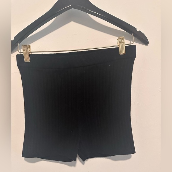 Revolve h:ours Sinclair Knit Black Hot Shorts Sz M - Picture 3 of 5